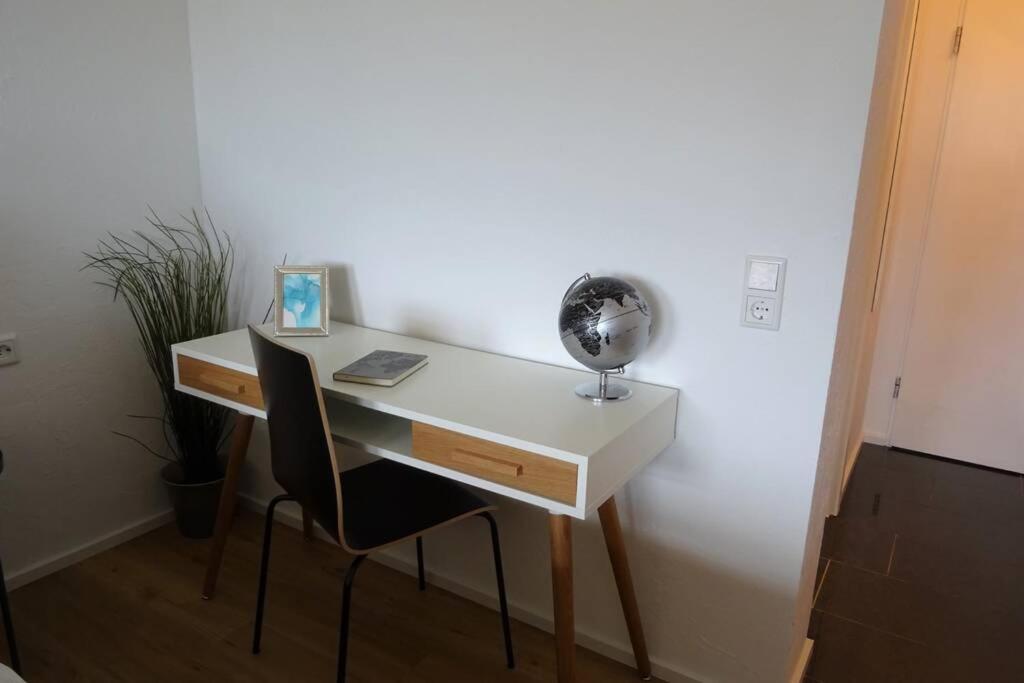 Modernes Apartment Mit Traumhaftem Blick Ins Gruene Bräunlingen Exterior foto